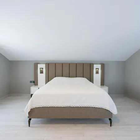 Tutar 1 Marmaris Daily Weekly מוגלה